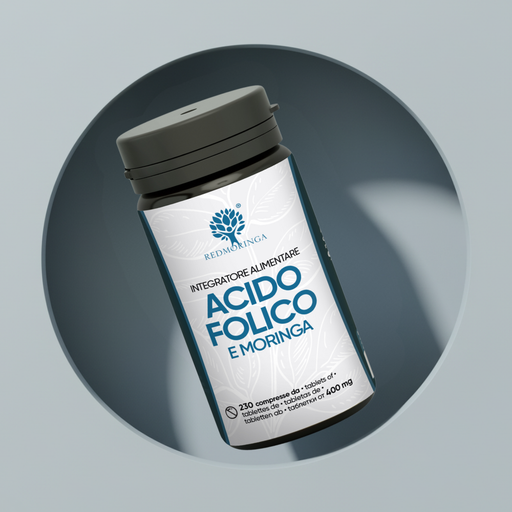 Integratore naturale RedMoringa a base di acido folico, ideale per gravidanza e benessere cellulare.